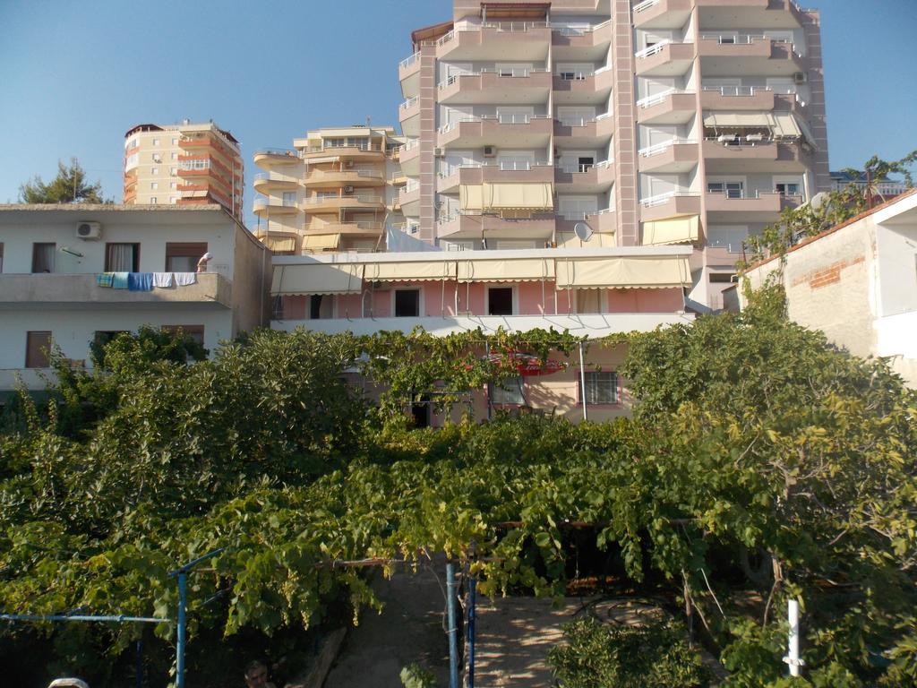 Detjon Beach Apartments Sarande Exterior photo